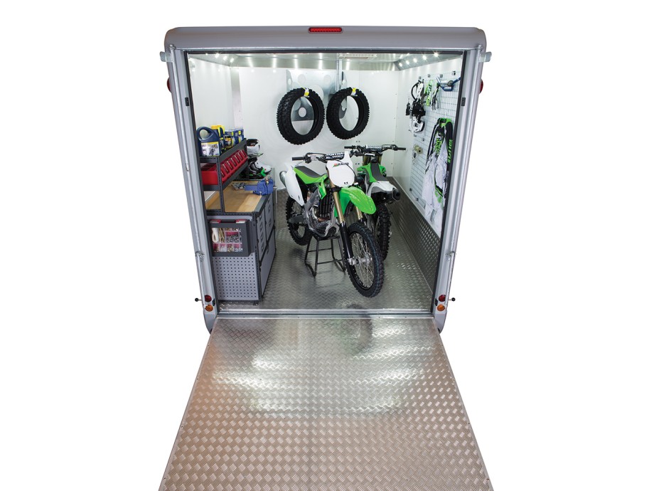 Treadplate interior Image