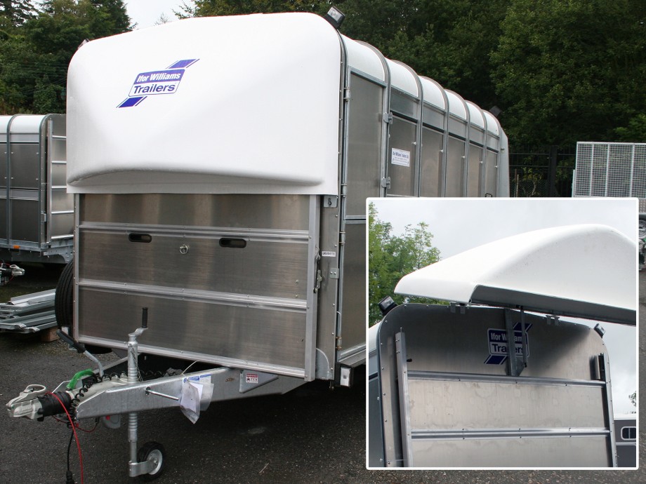 Hinged Wind Deflector Image